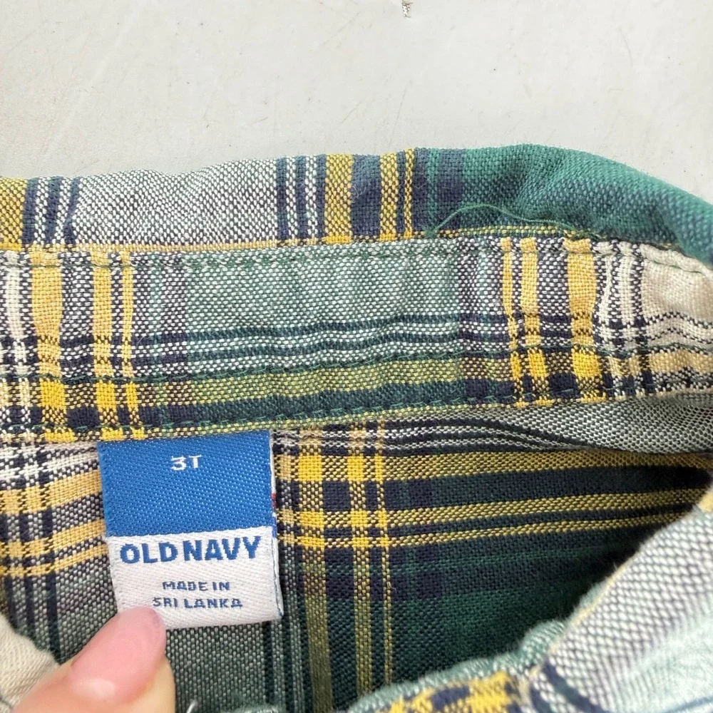 Old Navy Boys‎ 3T Plaid Flannel Button Down Shirt Emerald Isle Green 807971-01